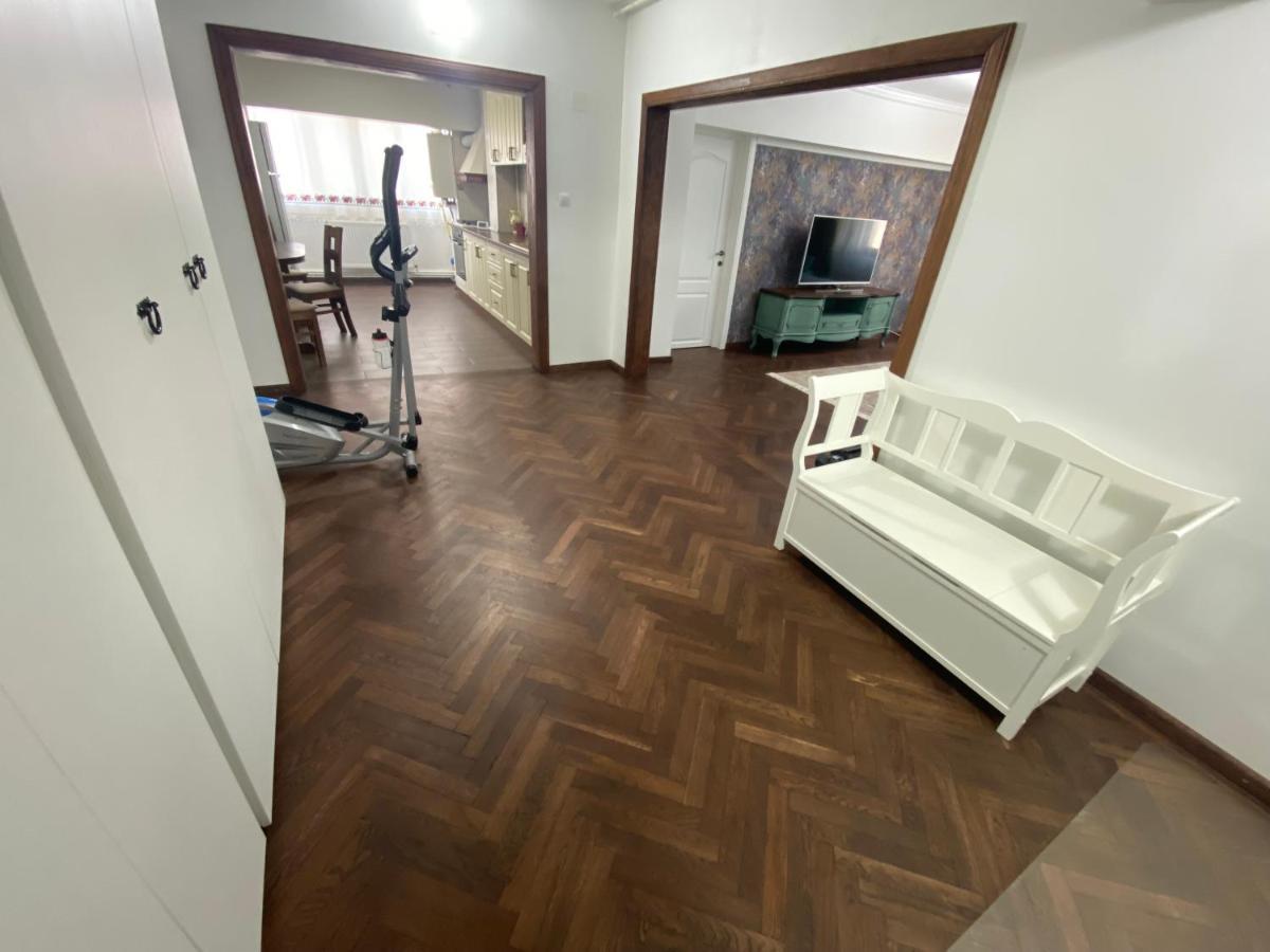 Violetta Apartament Buzău Extérieur photo